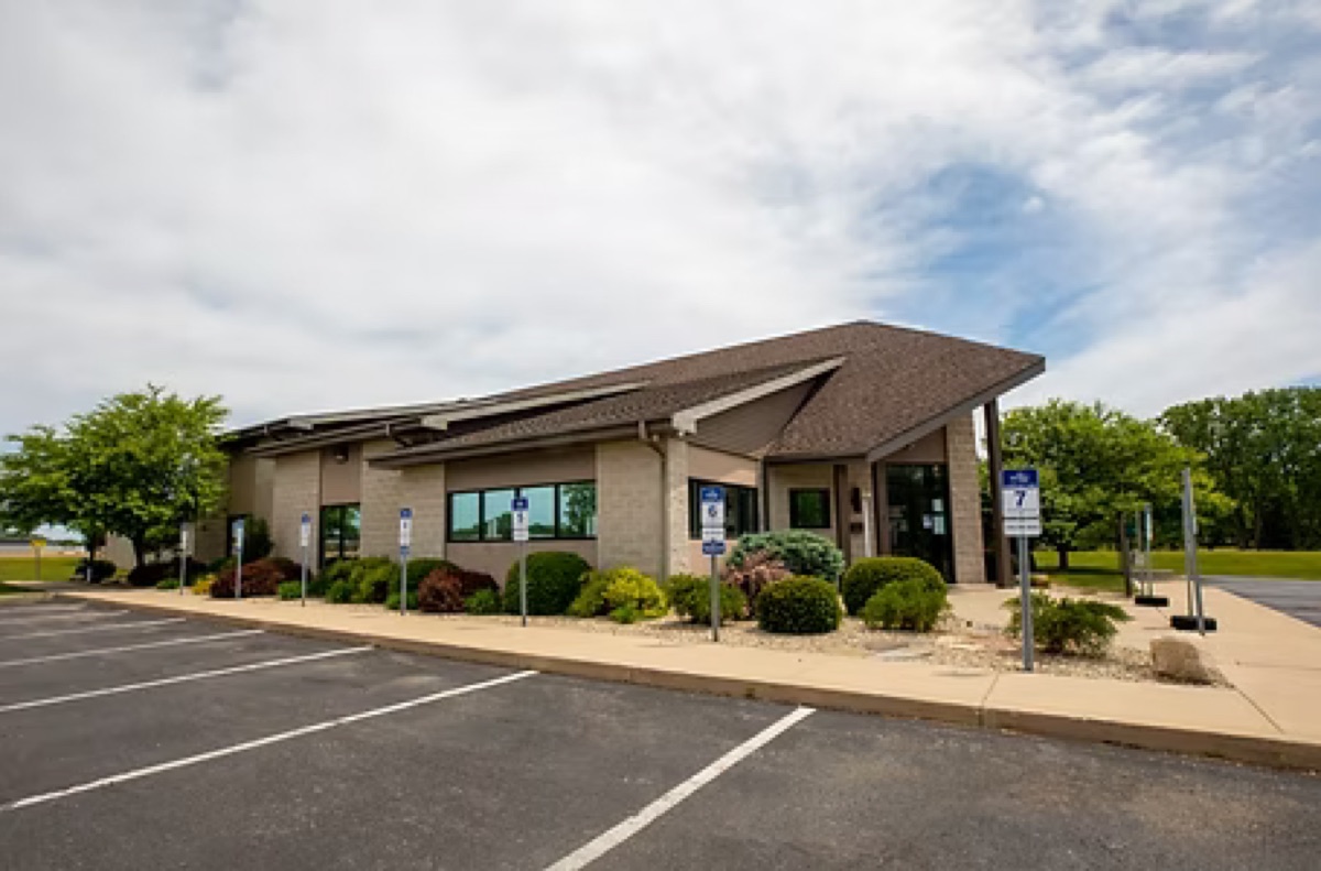 The Plymouth Veterinary Clinic building on East Jefferson Street, Plymouth, Indiana
